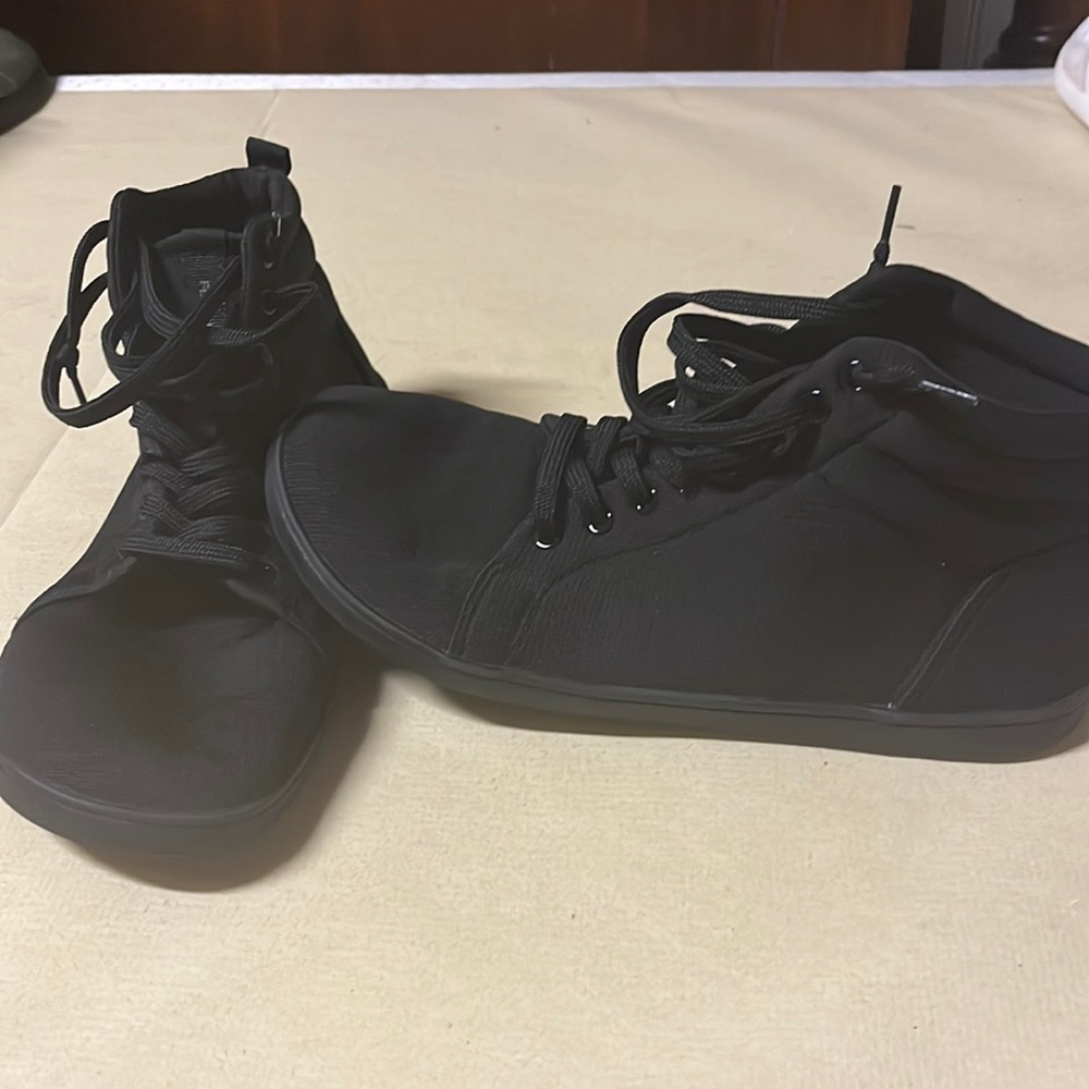 FeelGround high tops